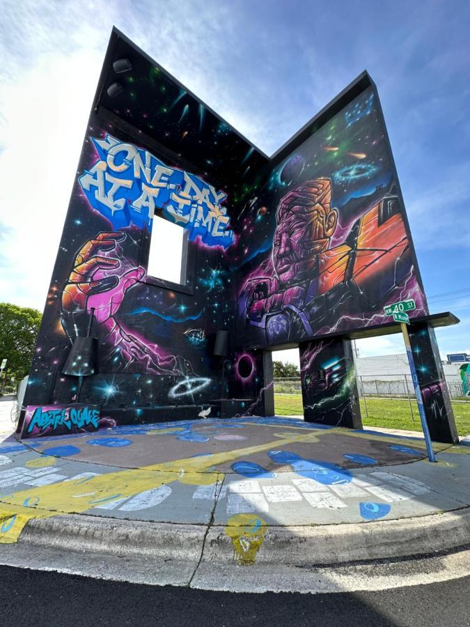 Oqp Vacations Design District Hostel Miami Luaran gambar